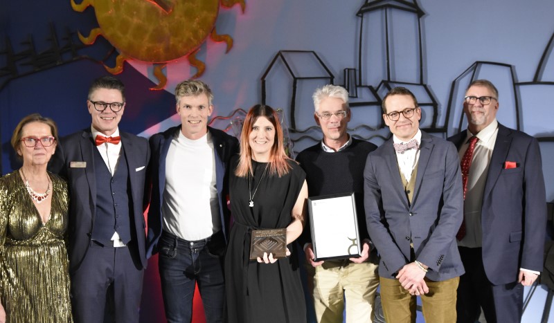 Susanne Norberg, Sven Hedlund, Andreas Sveningsson, Frida Sveningsson, Martin Henriksson, Johan
Nordlund och Patric Bergman.